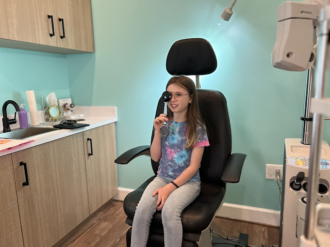 Child seen in Navigation Eye Care doing an eye exam to check binocular vision dysfunction